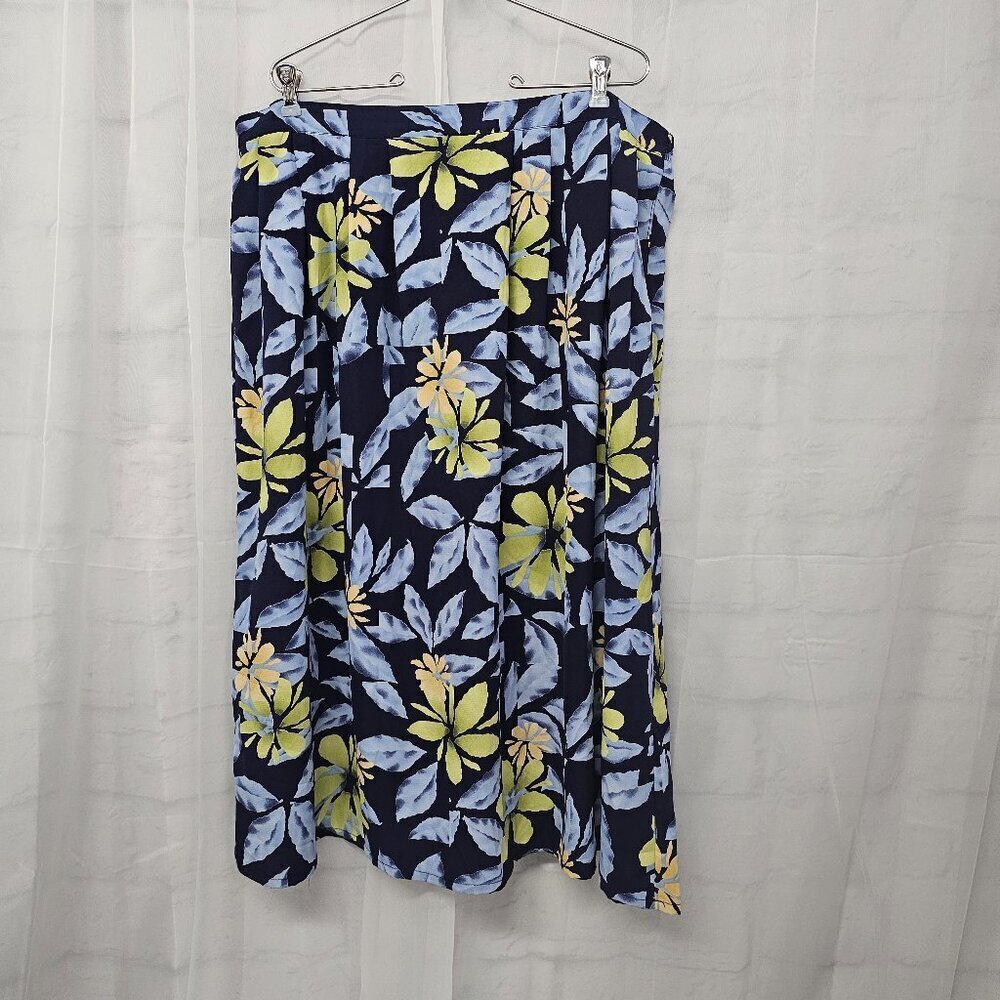 Sag Harbor Skirt Blue Floral Summer Tropical Office 2X